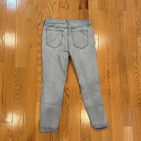 Old Navy Denim - Old Navy Light Wash Super Skinny Ankle